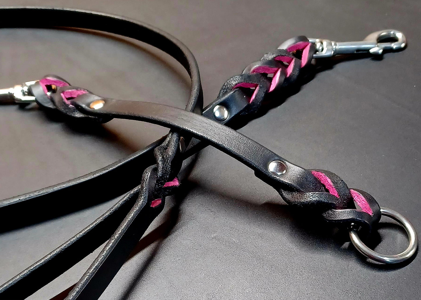 Black and pink leash and  training tab set